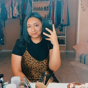 Meet your Posher, Areli